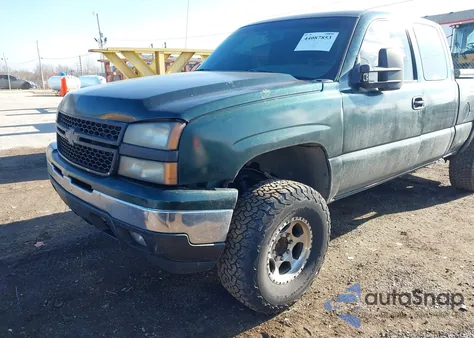 2003 Chevrolet Silverado 2500Hd Ls из США, поврежденный, VIN 1GCHK29U43E171792